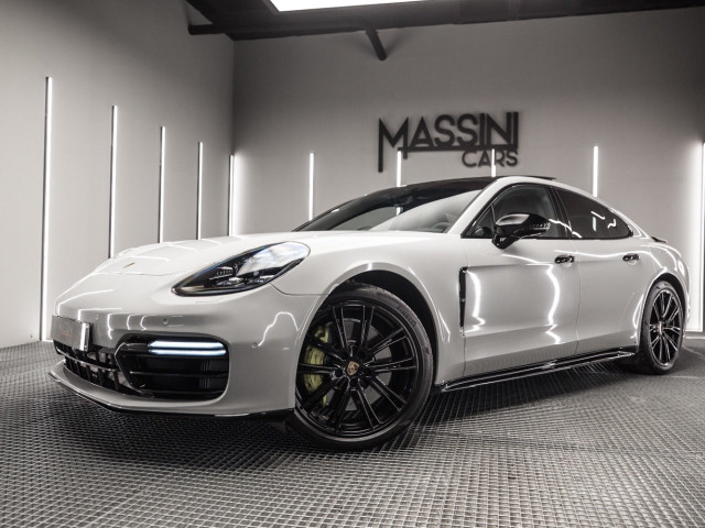 PORSCHE Panamera 4 EHybrid