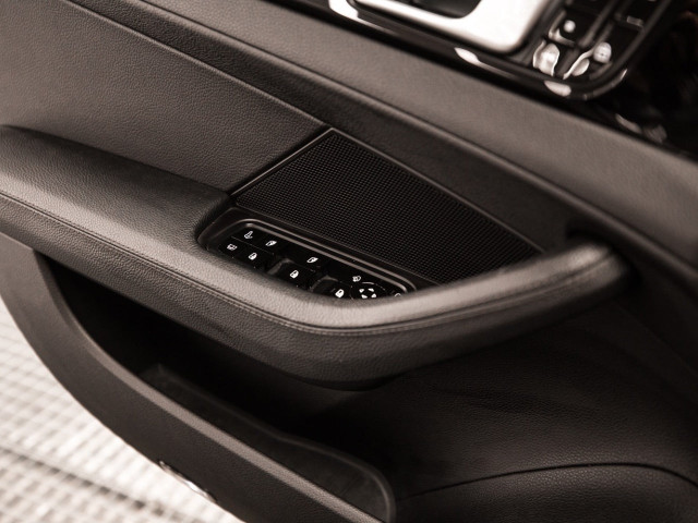 PORSCHE Panamera 4 EHybrid