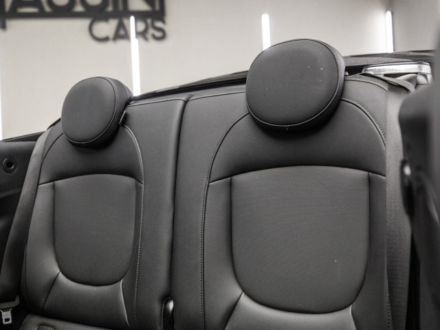 MINI Cooper Cabrio