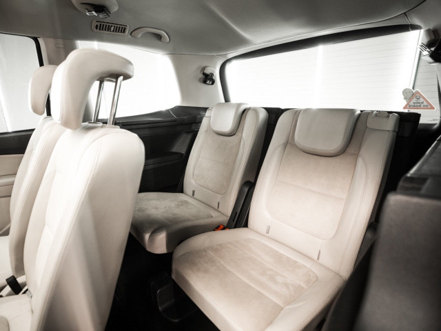 VOLKSWAGEN Sharan 2.0 TDI 140cv Sport BlueMotion Tech