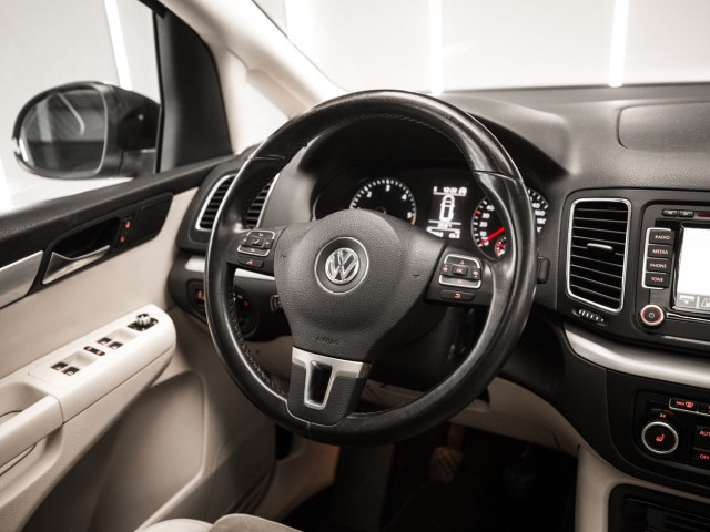VOLKSWAGEN Sharan 2.0 TDI 140cv Sport BlueMotion Tech