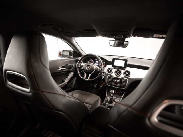 MERCEDES Clase CLA 200 CDI AMG Line