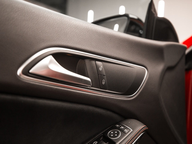 MERCEDES Clase CLA 200 CDI AMG Line
