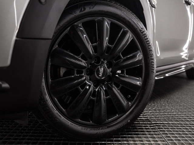 MINI Cooper SE ALL4
