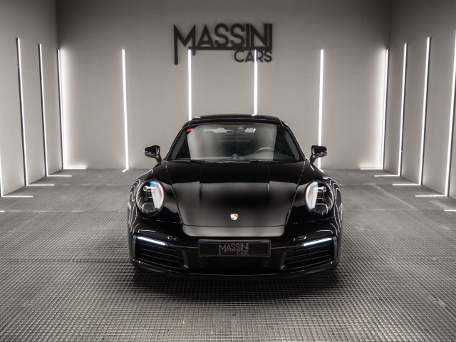 PORSCHE 911 Carrera 4S