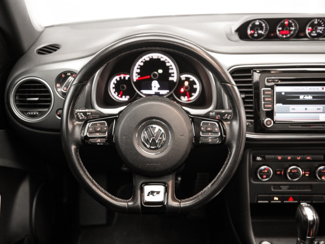 VOLKSWAGEN Beetle 2.0 TSI 200cv RLine