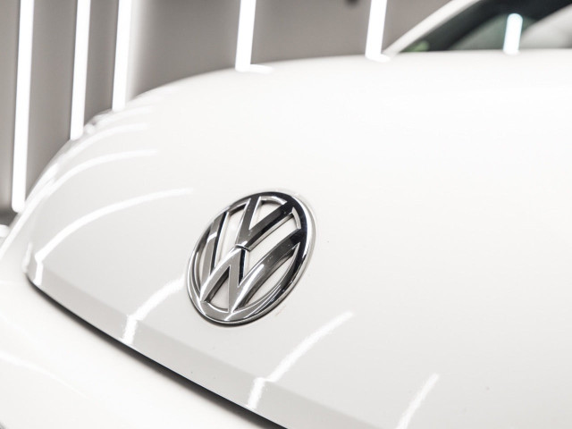 VOLKSWAGEN Beetle 2.0 TSI 200cv RLine