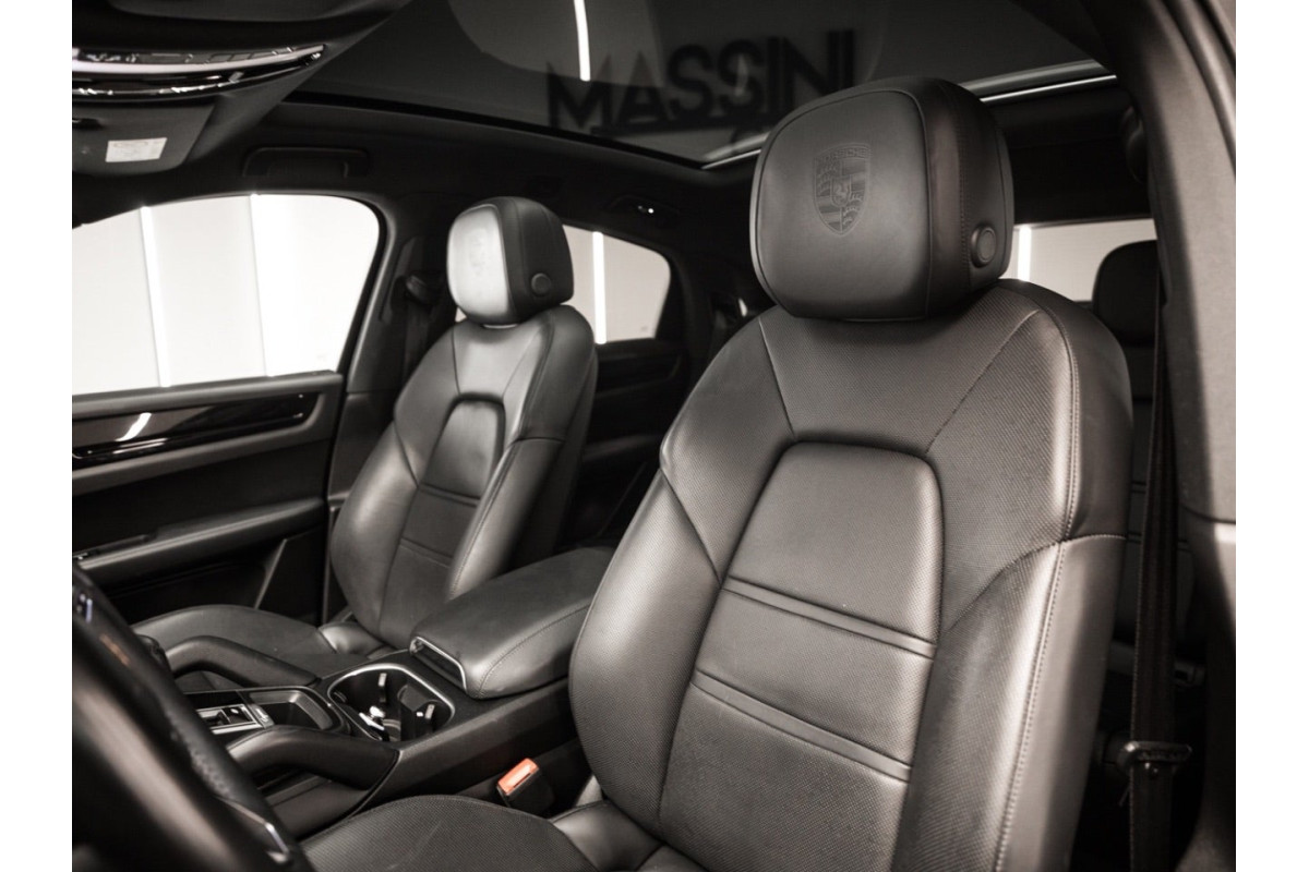 PORSCHE Cayenne Coupe EHybrid 2