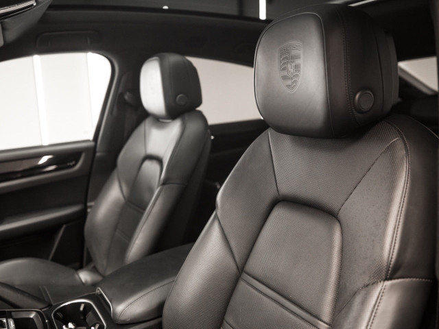 PORSCHE Cayenne Coupe EHybrid