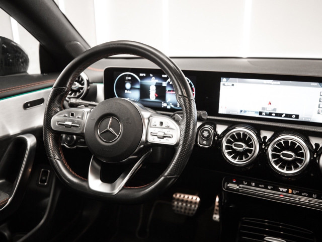 MERCEDES CLA 180