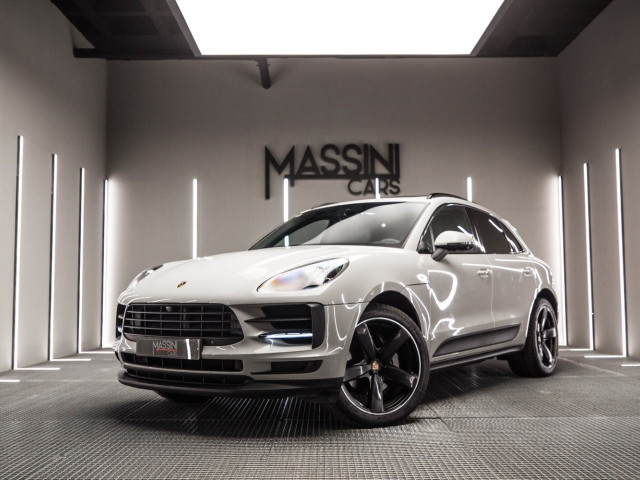 PORSCHE Macan S