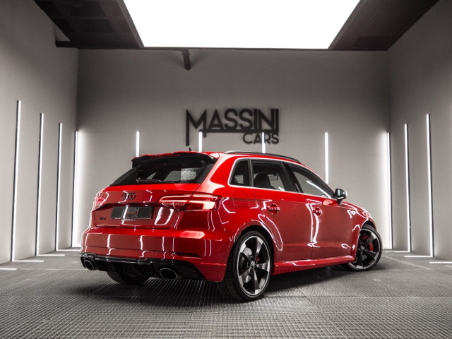 AUDI A3 RS3 Sportback TFSI 294kW quattro S tron