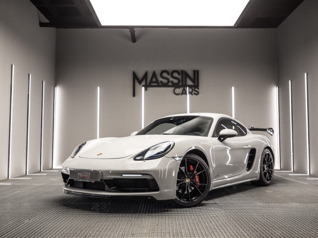 PORSCHE 718 Cayman GTS