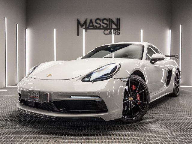 PORSCHE 718 Cayman GTS