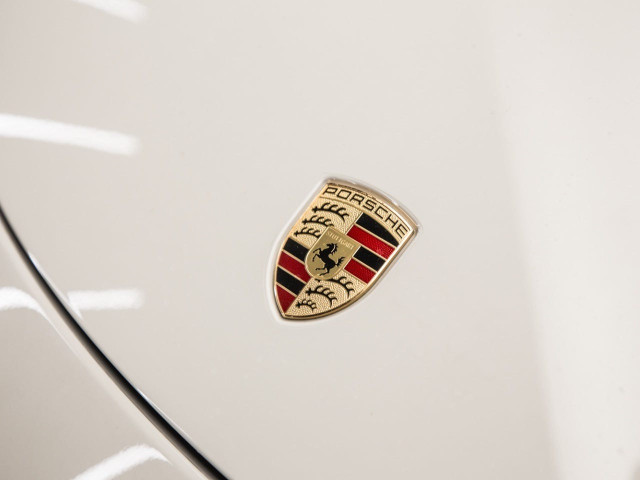 PORSCHE 718 Cayman GTS