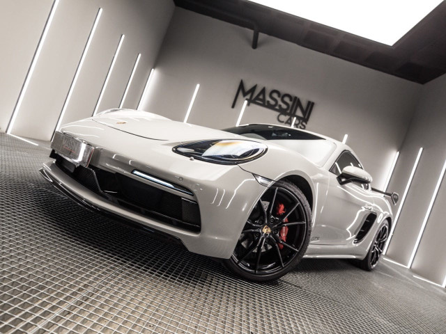 PORSCHE 718 Cayman GTS