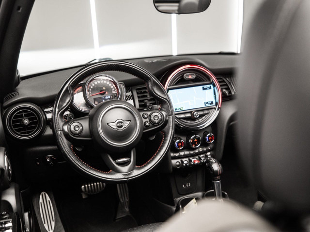 MINI John Cooper Works Cabrio