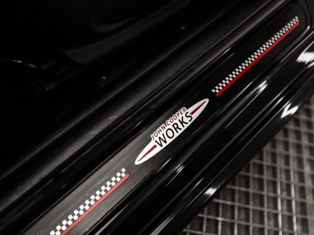 MINI John Cooper Works Cabrio