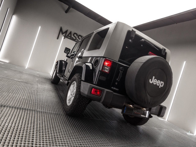 JEEP Wrangler Unlimited 2.8 CRD Sahara Auto