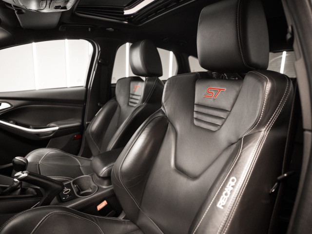 FORD Focus 2.0 EcoBoost 250 ST