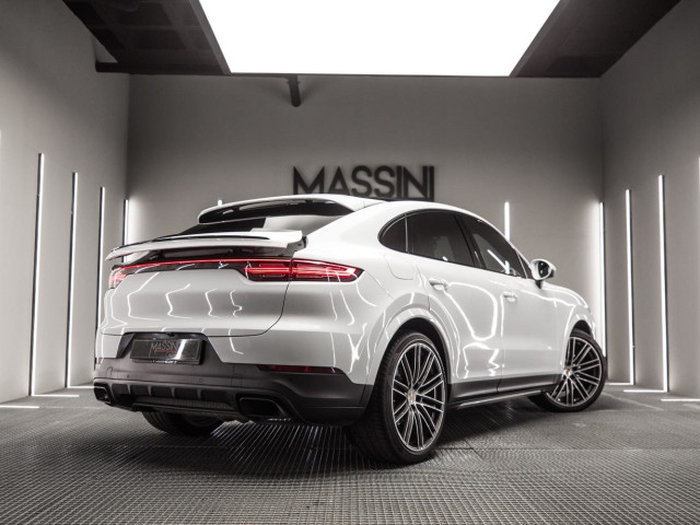 PORSCHE Cayenne Coupe