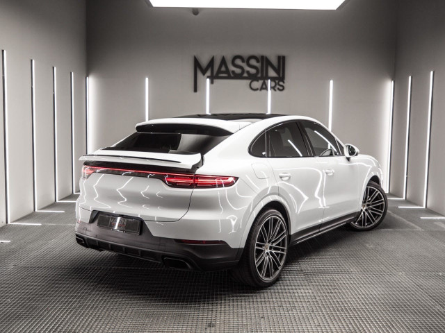 PORSCHE Cayenne Coupe