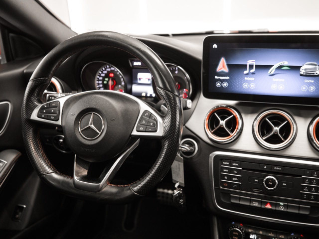 MERCEDES Clase CLA 200 d AMG Line