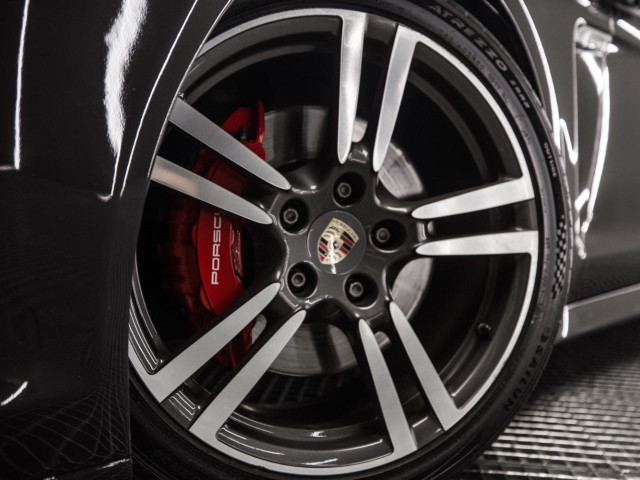 PORSCHE Panamera 4S