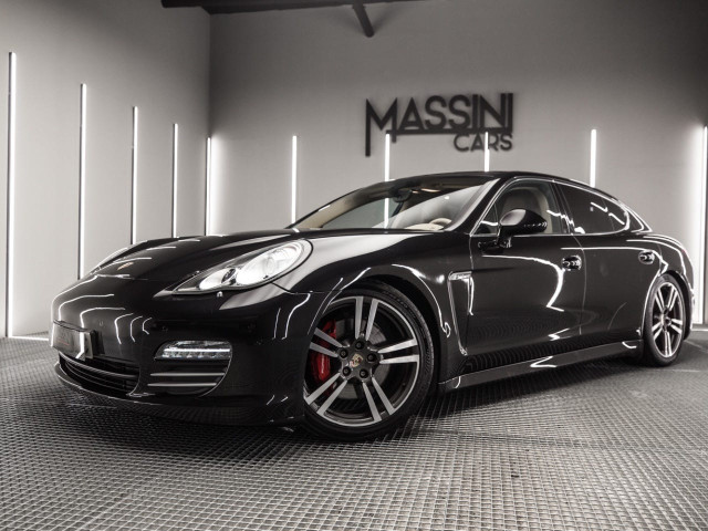 PORSCHE Panamera 4S