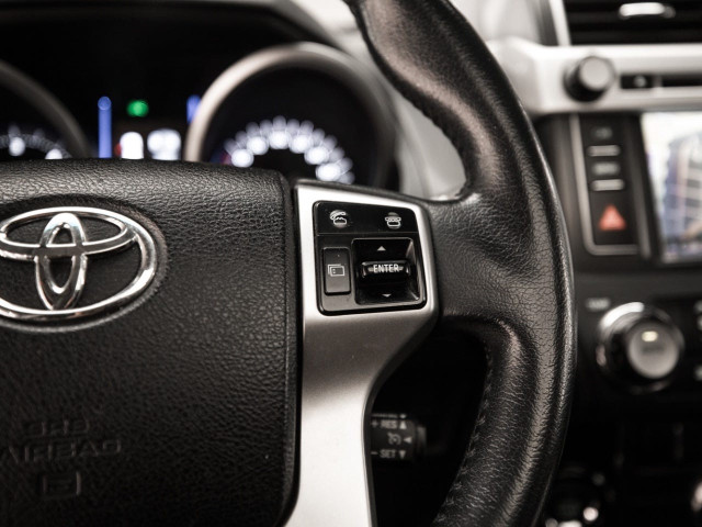 TOYOTA Land Cruiser 3.0 D4D VX AUTO