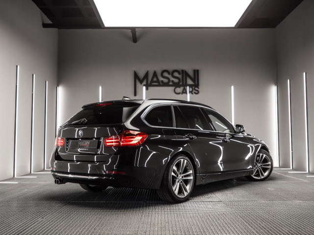 BMW Serie 3 330dA xDrive Touring