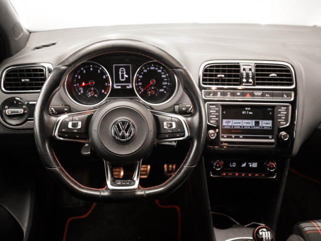 VOLKSWAGEN Polo GTI 1.8 TSI BMT
