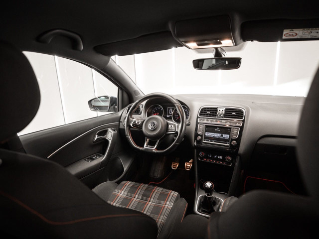 VOLKSWAGEN Polo GTI 1.8 TSI BMT