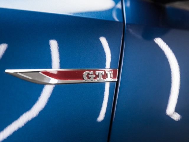 VOLKSWAGEN Polo GTI 1.8 TSI BMT