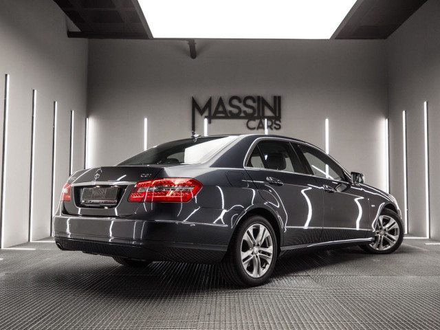 MERCEDES Clase E 200 Blue Efficiency Avantgarde
