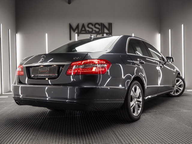 MERCEDES Clase E 200 Blue Efficiency Avantgarde
