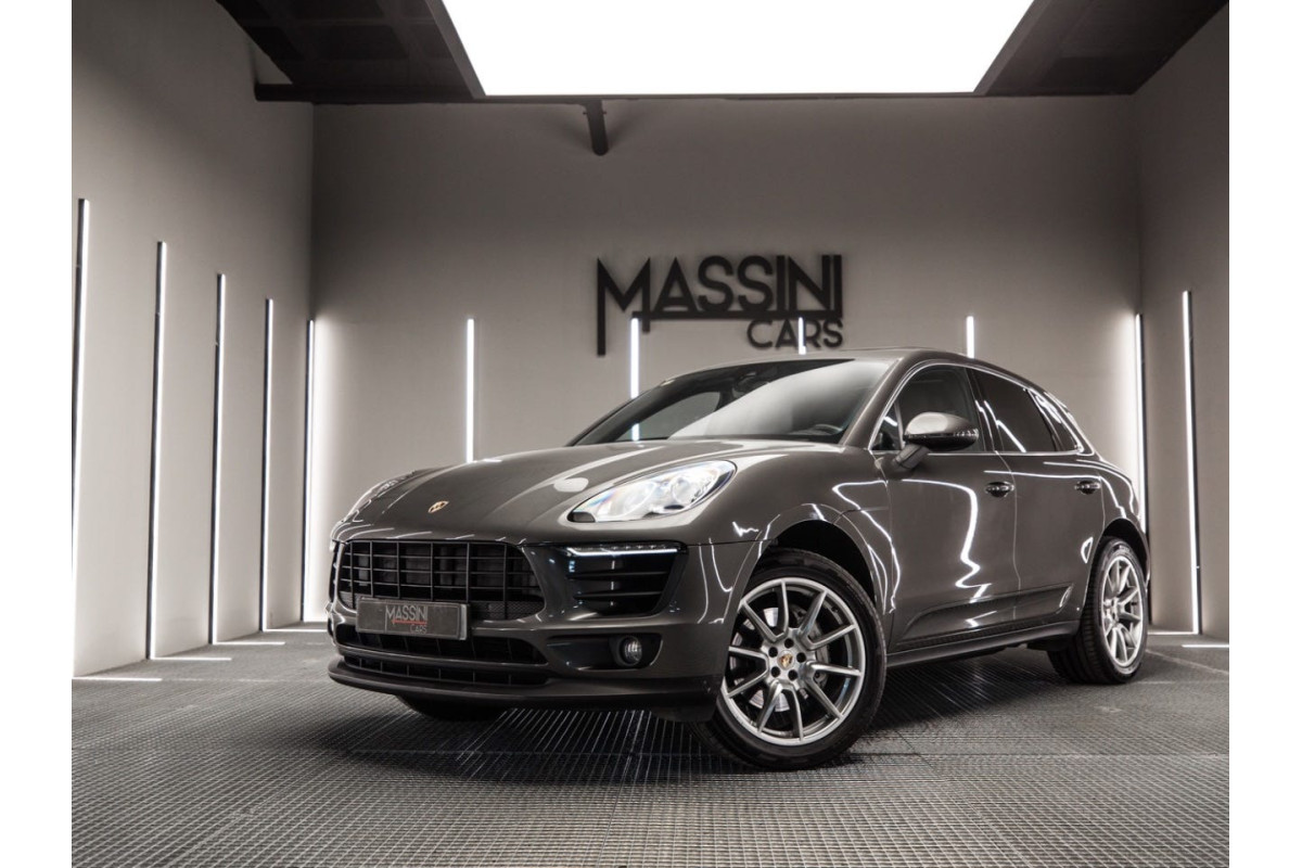 PORSCHE Macan S