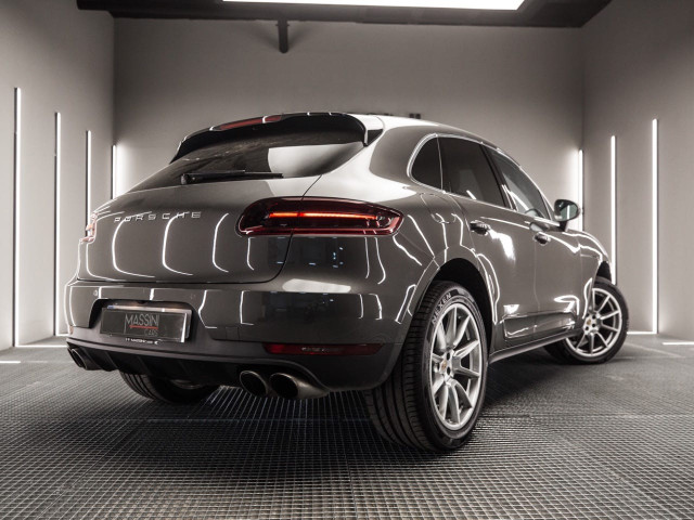 PORSCHE Macan S