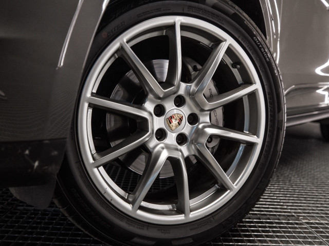 PORSCHE Macan S